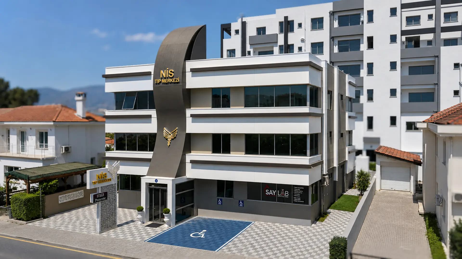 Nis Clinic klinik binası dış görünüm