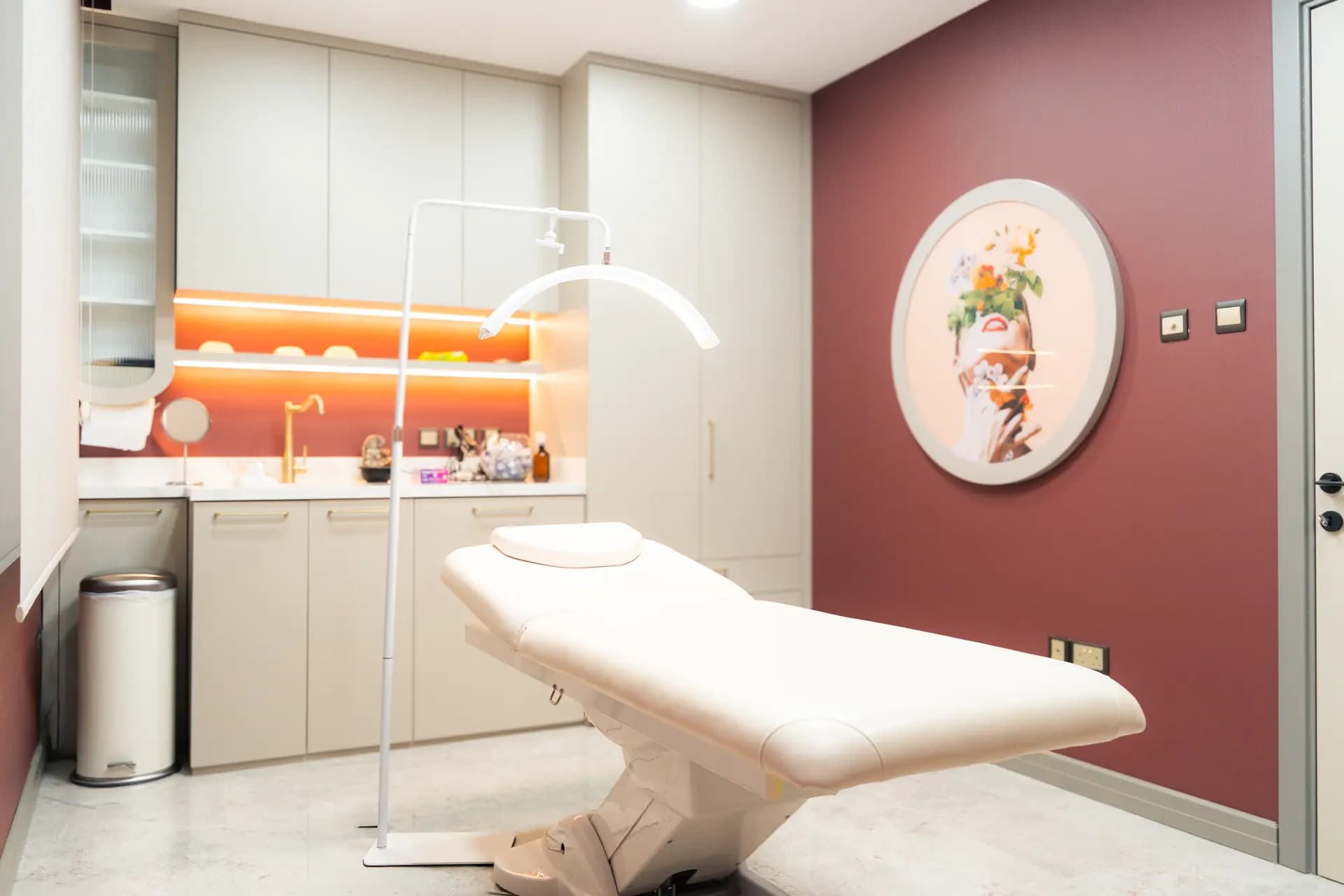 Nis Clinic estetik işlem odası